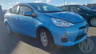 2014 Toyota Aqua Hatch Photo
