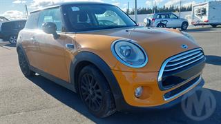 2015 BMW Mini Cooper Hatch Photo