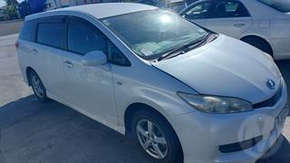 2009 Toyota Wish Station Wagon Photo