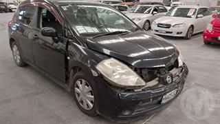 2005 Nissan Tiida Hatchback Hatch Photo