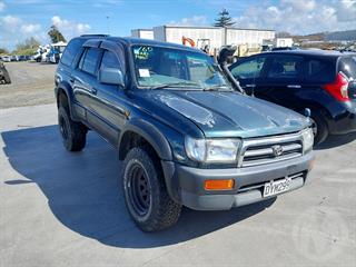 1996 Toyota Hilux Surf Station Wagon Photo