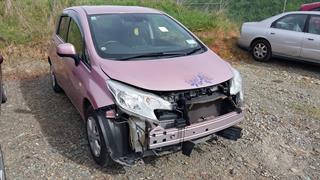 2014 Nissan Note Station Wagon Photo