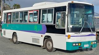 1995 Nissan RM210 Bus GCM 12,100kg Photo