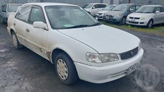 2000 Toyota Corolla Sedan Photo
