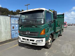 2005 Hino GD Traffic Truck Photo