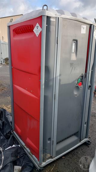 Form It Ultra Porta Loo Photo