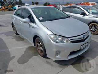 2010 Toyota SAI Sedan Photo