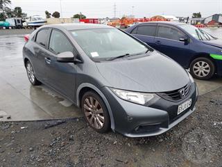 2013 Honda Civic L 1.8P/5AT Hatch Photo
