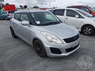 2013 Suzuki Swift Hatch Photo