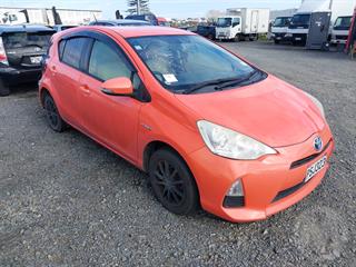 2013 Toyota Aqua Hatch Photo