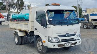 2018 Hino 300 XZU605 Tipper GCM 9,000kg Photo