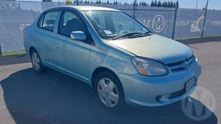 2004 Toyota Platz Sedan Photo