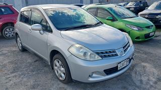 2008 Nissan Tiida Hatch Photo