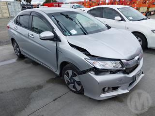 2017 Honda Grace Sedan Photo