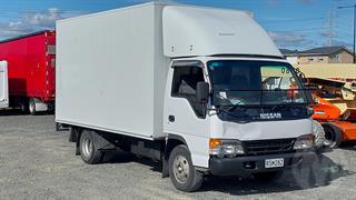 1996 Nissan Atlas Box Body GCM 9,500kg Photo