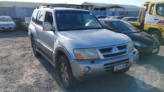2005 Mitsubishi Pajero 4WD 3.8P Exceed LWB Station Wagon Photo