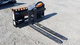 2025 Wolverine PFA-11-3300G Skid Steer Pallet Fork Photo