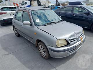 2000 Nissan March Hatch Photo