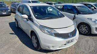 2015 Nissan Note Hatch Photo