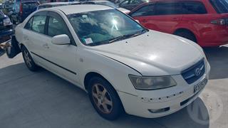 2005 Hyundai Sonata Sedan Photo