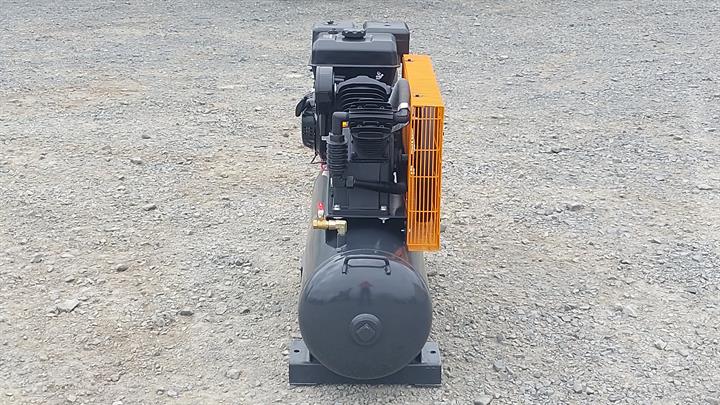 Lazy Owl Image