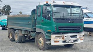 2004 Isuzu CXZ 400 Gigamax Tipper GCM 50,000kg Photo