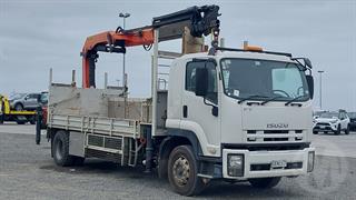 2011 Isuzu F Series FTR750L AMT Crane Truck GCM 24,000kg Photo