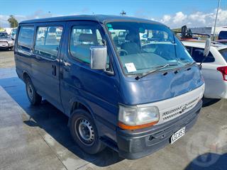 2000 Toyota Hiace Van Photo