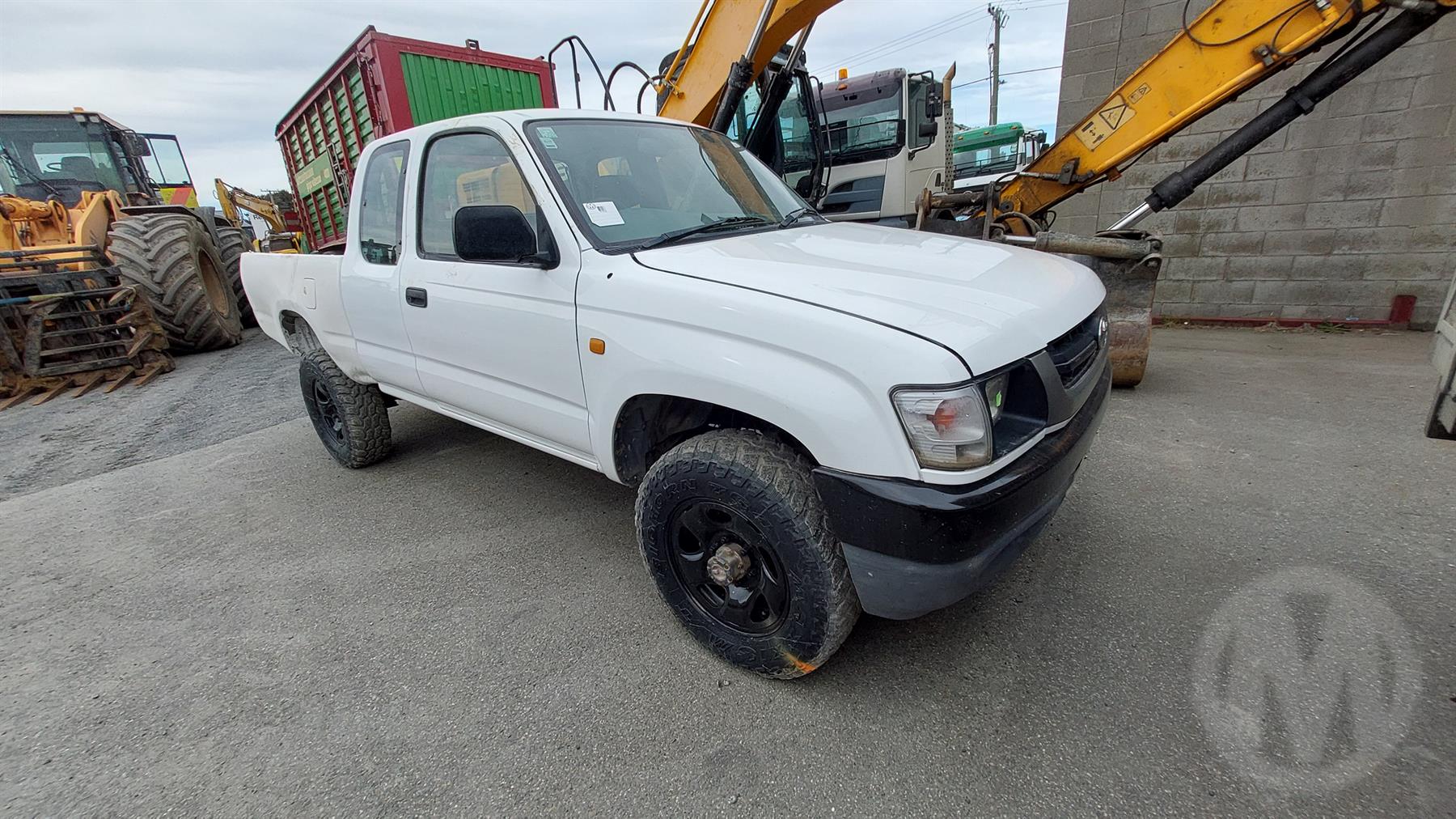 Used 2005 Toyota Hilux 3.0D 4WD E/C C/C 5M Utility - Used Utility for ...