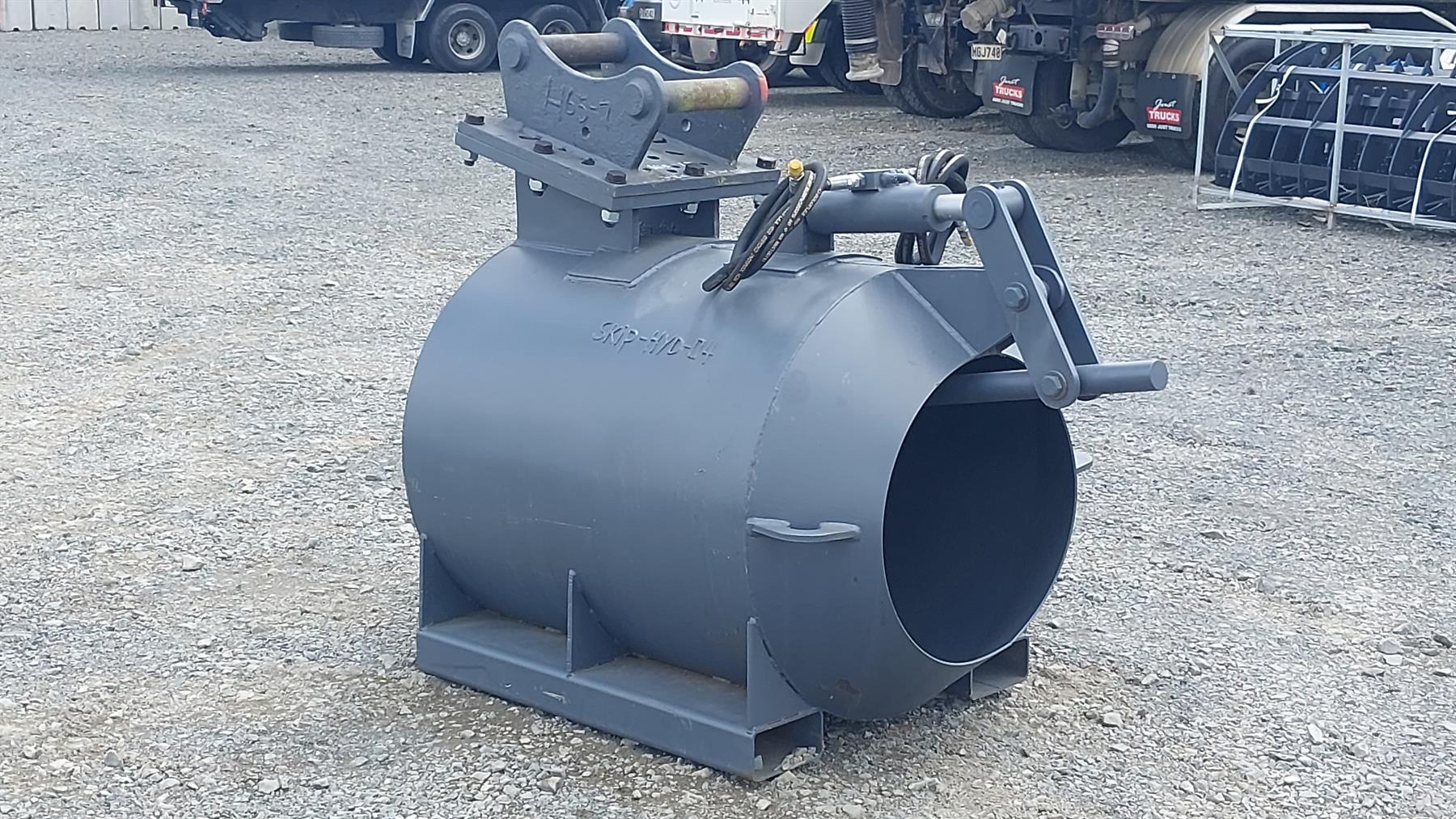 Used Macworks SKIP-HYD-04 Hydraulic Concrete Excavator Attachments ...
