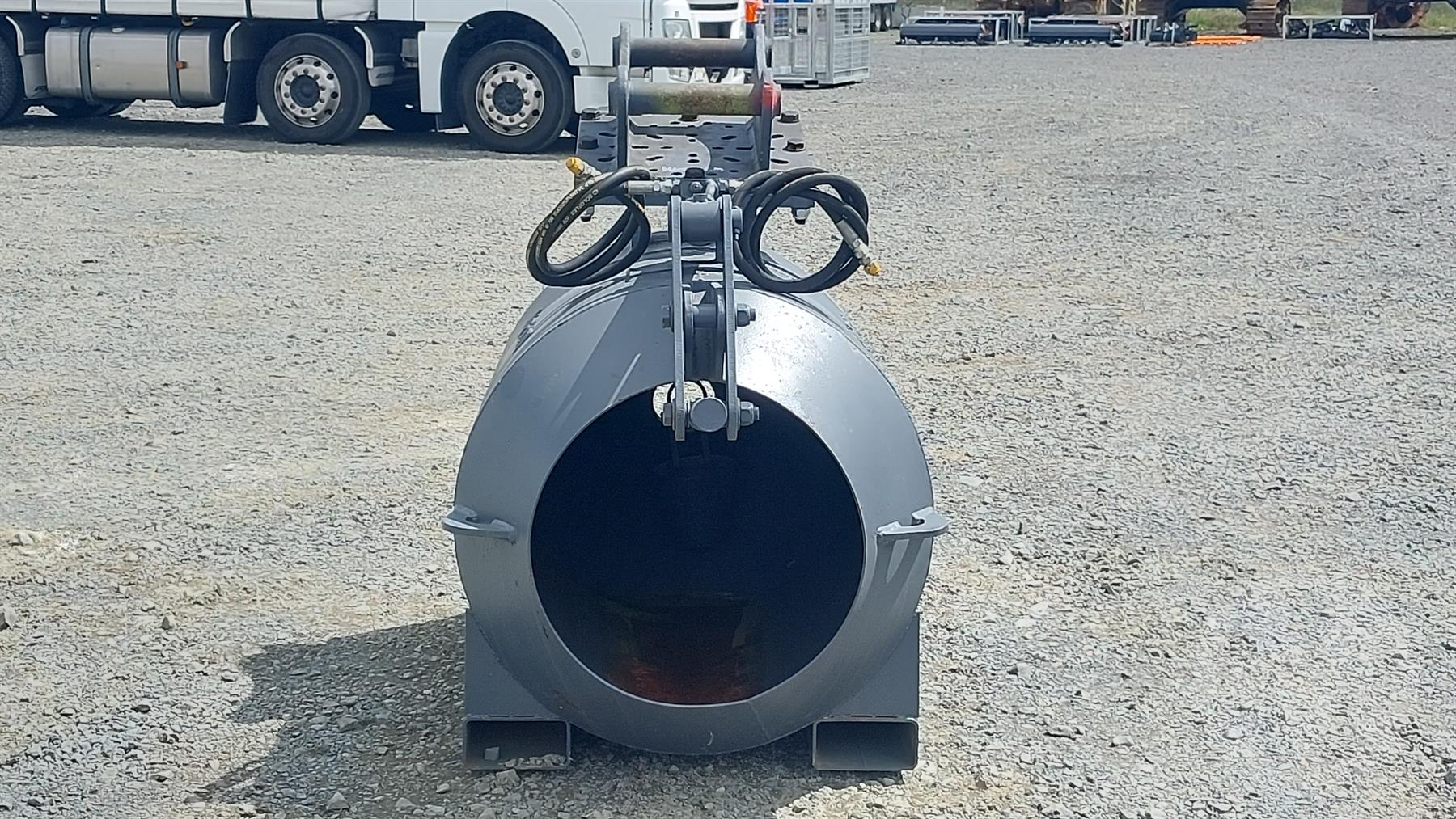 Used Macworks SKIP-HYD-04 Hydraulic Concrete Excavator Attachments ...